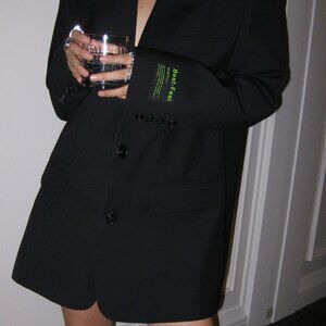 Black blazer from Commense